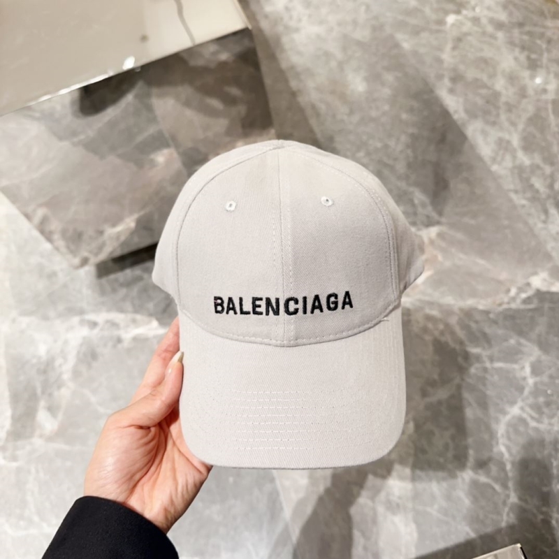 BALENCIAGA